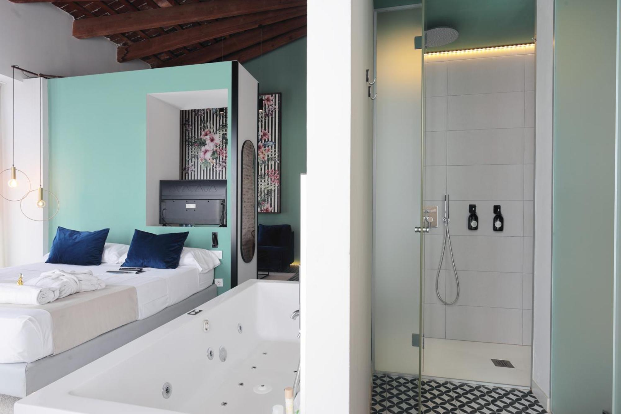 Chambre Double de Luxe avec Baignoire Spa